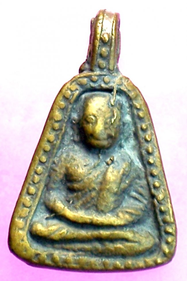 เหรียญหล่อโบราณหลวงพ่อเงิน วัดบางคลาน พิมพ์จอบใหญ่ เหรียญหล่อโบราณหลวงพ่อเงิน วัดบางคลาน พิมพ์จอบใหญ่