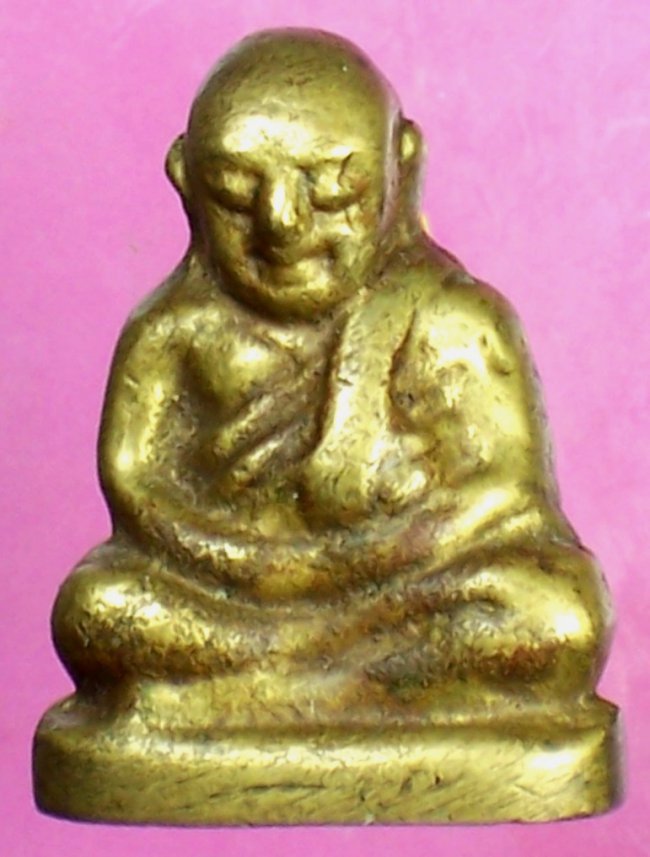 หลวงพ่่่อเงิน วัดบางคลาน พิมพ์หน้าจีน 2462 หลวงพ่่่อเงิน วัดบางคลาน พิมพ์หน้าจีน 2462