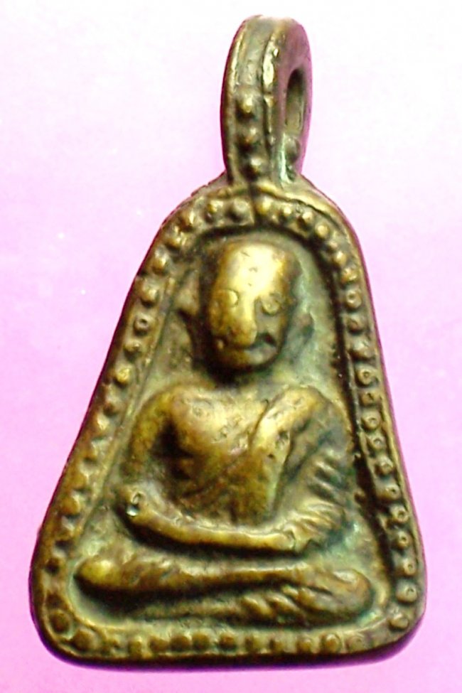 เหรียญหล่อโบราณหลวงพ่อเงิน วัดบางคลาน พิมพ์จอบใหญ่ เหรียญหล่อโบราณหลวงพ่อเงิน วัดบางคลาน พิมพ์จอบใหญ่