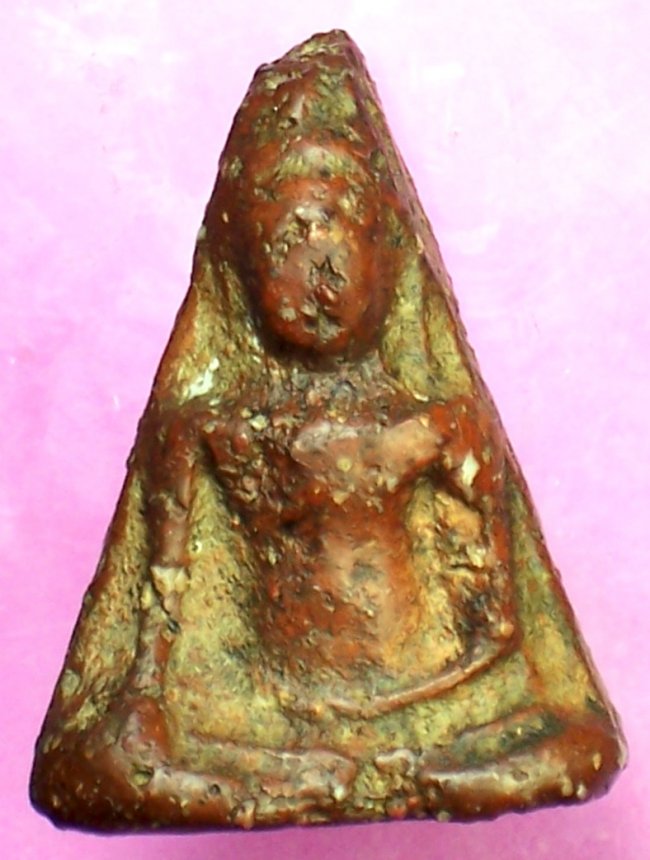 พระนางพญาเข่าโค้ง กรุวัดนางพญา พิษณุโลก พระนางพญาเข่าโค้ง กรุวัดนางพญา พิษณุโลก