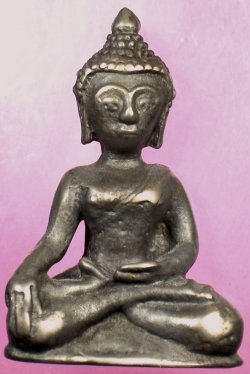 พระเชียงแสนหน้าเชียงรุ้ง เนื้อสัมริดเงิน กรุเชียงแสน หน้าตัก 1 นิ้ว