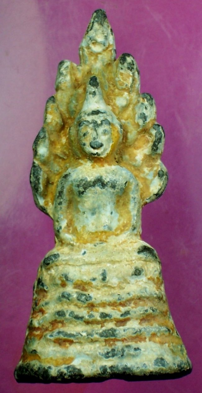 พระปางนาคปรก 9 เศียร เนื้อชินตะกั่ว วัดเชิงท่า 